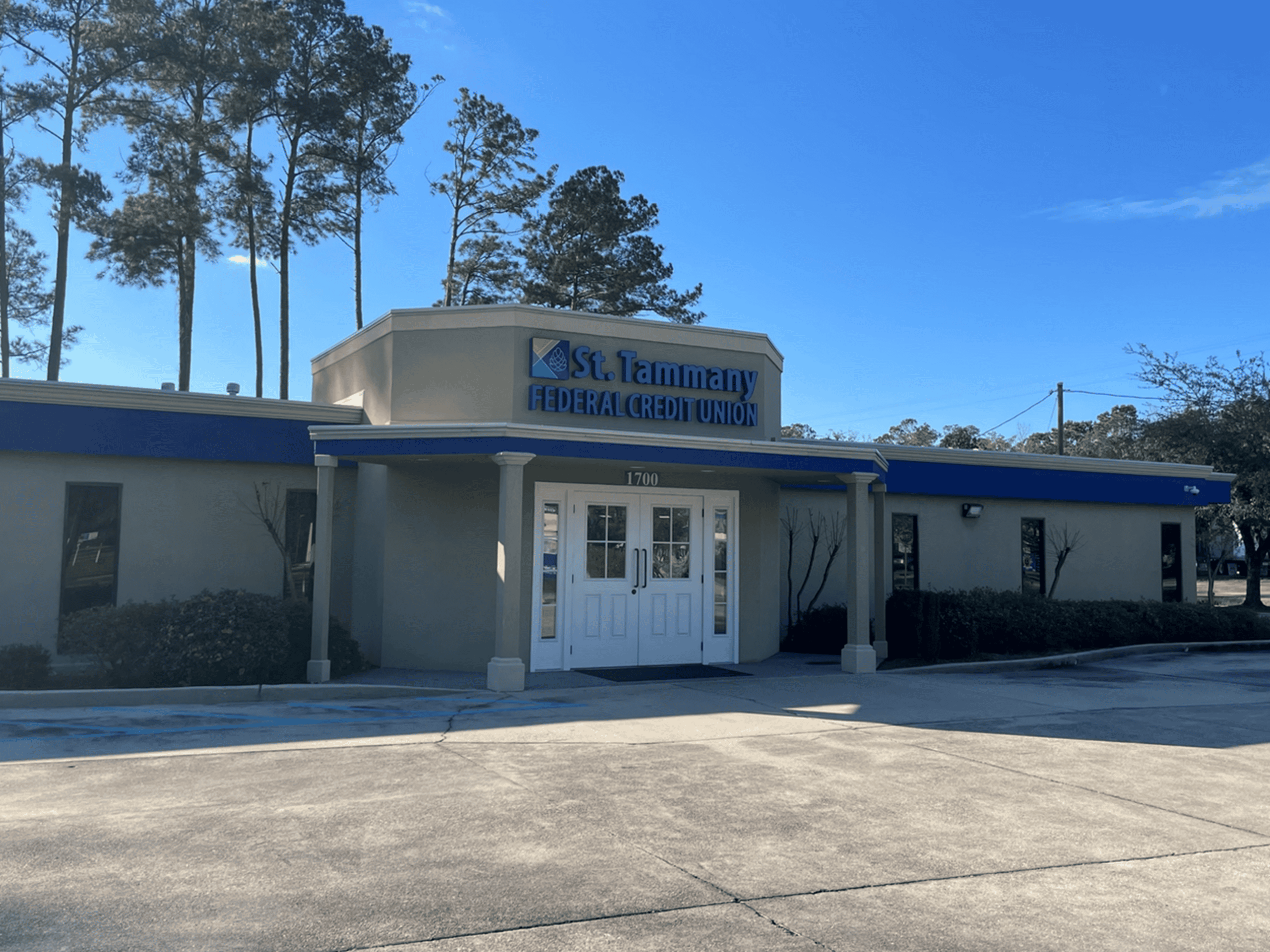 St. Tammany Federal Credit Union branch in Mandeville, LA.